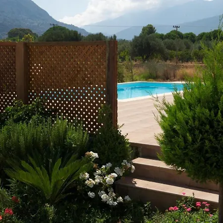 아파트 Sami Nefeli *